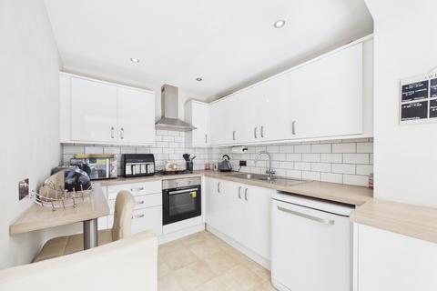 3 bedroom terraced house for sale, Cheviot Road, Sandhurst, Berkshire, GU47
