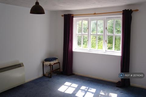 1 bedroom flat to rent, Rosemont Close, Letchworth, SG6