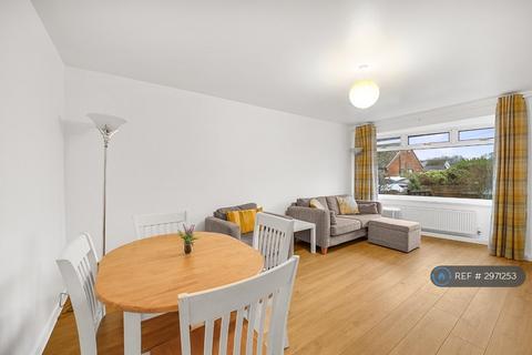3 bedroom bungalow to rent, Sandra Drive, Newton-Le-Willows, WA12