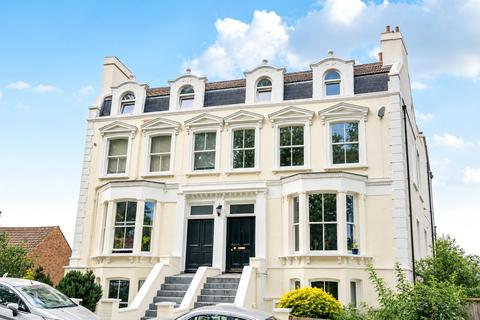 1 bedroom apartment for sale, Beauchamp Road, London, SE19