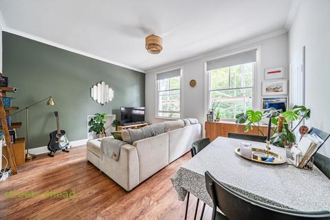 1 bedroom apartment for sale, Beauchamp Road, London, SE19