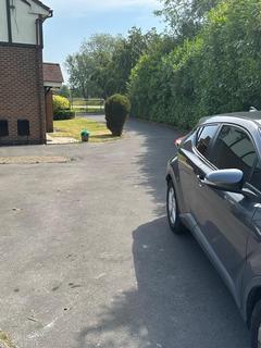 3 bedroom terraced house to rent, Neath Fold, Bolton