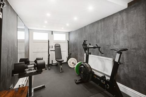 2 bedroom mews to rent, Belgrave Mews North, Belgravia, London, SW1X