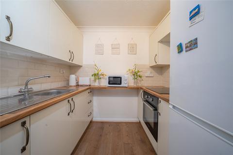 1 bedroom apartment for sale, Flat 16, Richmond House, Street Lane, Leeds, West Yorkshire