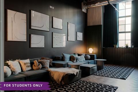 Studio to rent, Childers Street, London SE8