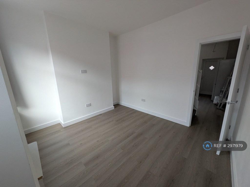 House in Manchester, Greater Manchester - View 2
