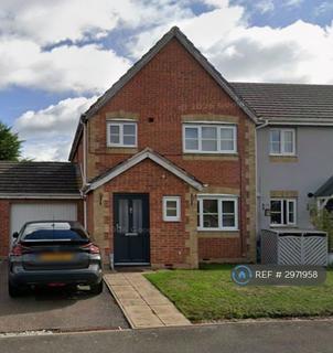 3 bedroom end of terrace house to rent, Caraway Drive, Burton-On-Trent, DE14