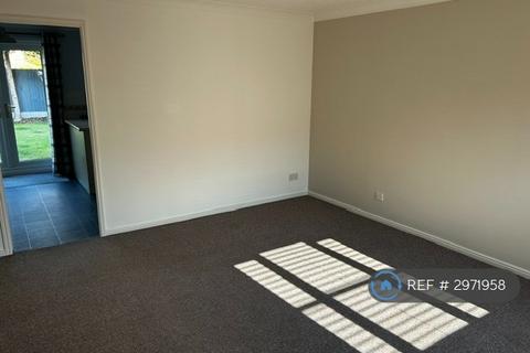 3 bedroom end of terrace house to rent, Caraway Drive, Burton-On-Trent, DE14