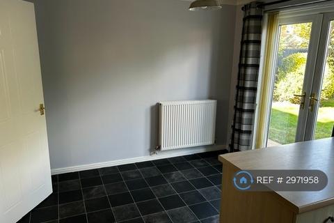 3 bedroom end of terrace house to rent, Caraway Drive, Burton-On-Trent, DE14