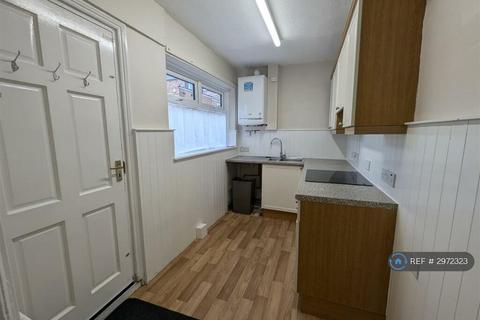 2 bedroom terraced house to rent, Acacia Street, Darlington, DL3