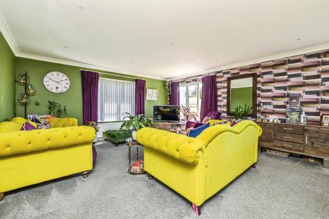4 bedroom bungalow for sale, The Terrace, Little Shelford, Cambridge, Cambridgeshire, CB22