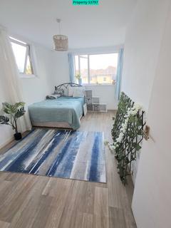 1 bedroom flat for sale, 34A High Street, Ventnor, PO38