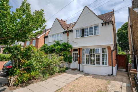 St Winifreds Road, Teddington, TW11