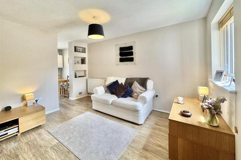 3 bedroom end of terrace house for sale, South Cerney