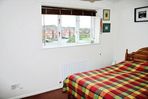 3 bedroom mews to rent, Velour Close, Salford, Lancashire, M3