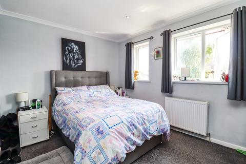 2 bedroom semi-detached house for sale, Ventnor Close, Warrington