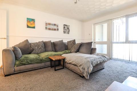 2 bedroom semi-detached house for sale, Ventnor Close, Warrington