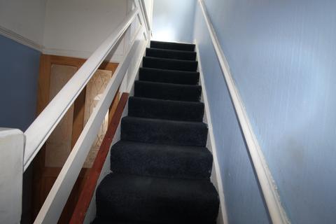 2 bedroom terraced house to rent, Hayes, UB3