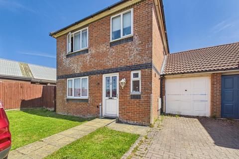 3 bedroom detached house for sale, Llys Y Grug, Porthcawl CF36