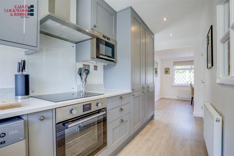 3 bedroom detached house for sale, Gaunt Drive, Bramley, Rotherham