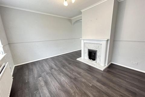 3 bedroom semi-detached house to rent, Ampleforth Way, Darlington