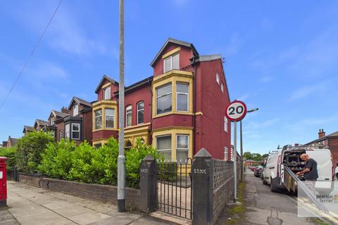 5 bedroom semi-detached house for sale, Walmersley Road, Bury BL9