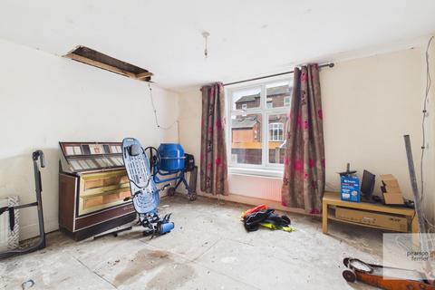 5 bedroom semi-detached house for sale, Walmersley Road, Bury BL9