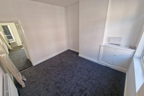 3 bedroom terraced house to rent, Leicester LE2