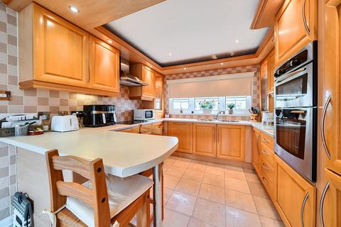 2 bedroom park home for sale, Devon Close, Sandhurst GU47