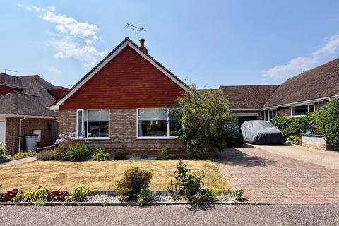 2 bedroom bungalow for sale, Frant Avenue, Bexhill-on-Sea, TN39