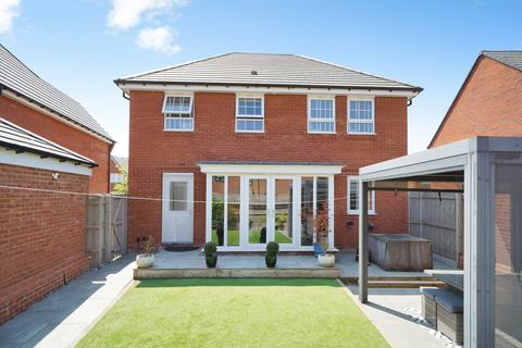 4 bedroom detached house for sale, Marley Way, Drakelow, Burton-on-Trent, Derbyshire, DE15