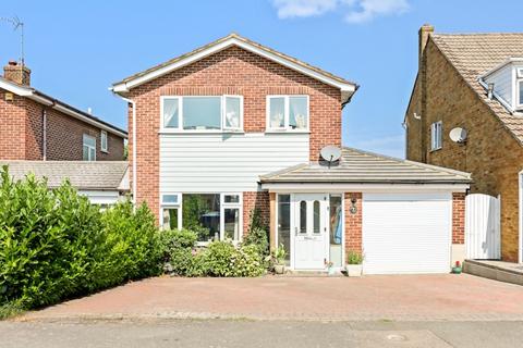 4 bedroom detached house for sale, Higham View, North Weald, CM16