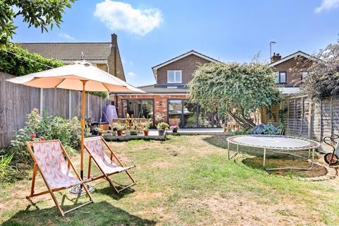 4 bedroom detached house for sale, Higham View, North Weald, CM16