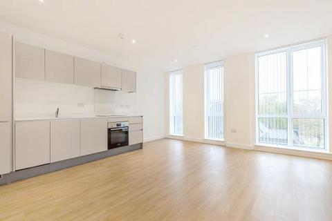 2 bedroom flat to rent, Winchester House, Bracknell RG12
