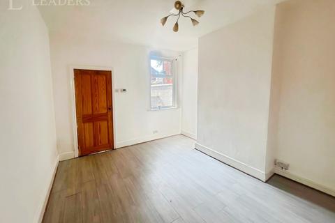 3 bedroom terraced house to rent, Stanton Street, DE23