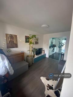 2 bedroom terraced house to rent, Blyth Close, London, E14