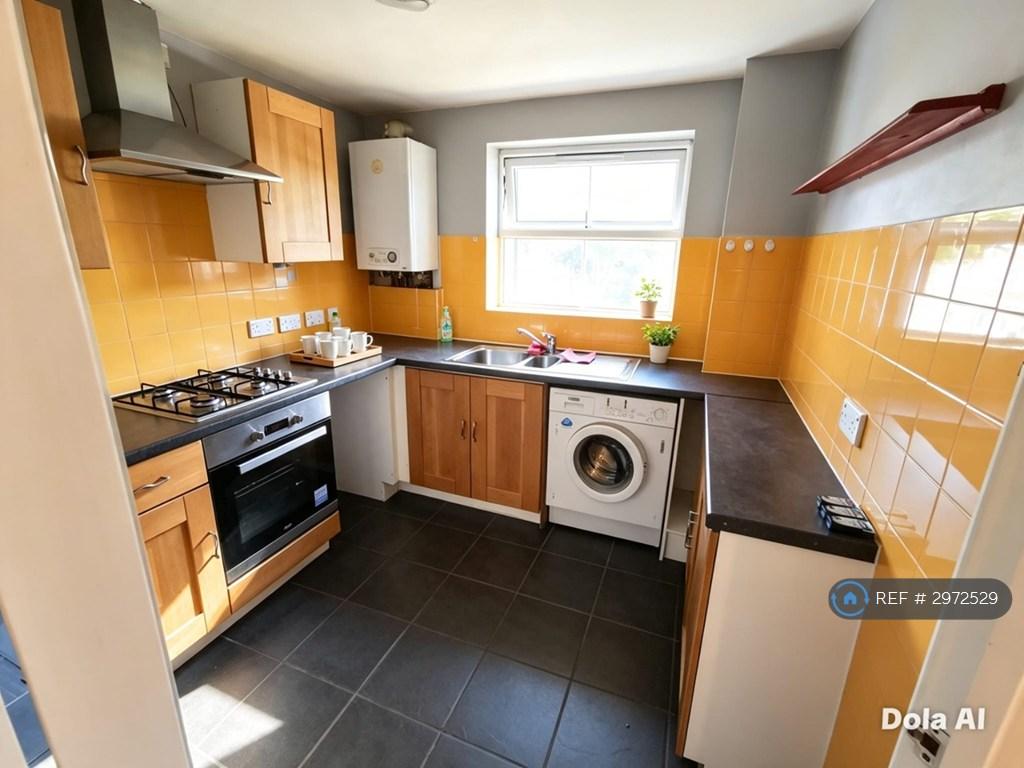 Apartment in Southampton - View 5