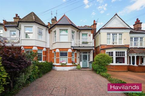 Compton Road, Winchmore Hill, N21
