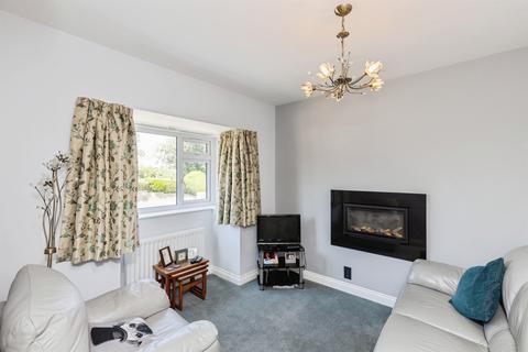 1 bedroom detached bungalow for sale, Broadgate, Ossett