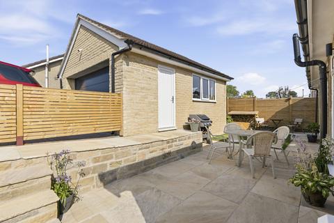 2 bedroom detached bungalow for sale, Mount Drive, Leyburn, DL8 5