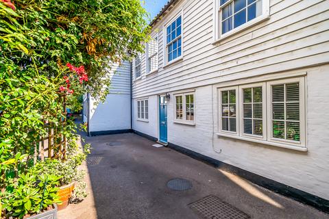 Bullace Lane, Dartford, DA1