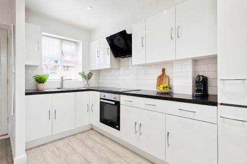 2 bedroom terraced house for sale, Mapeshill Place, Willesden Green, NW2