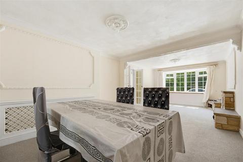 3 bedroom semi-detached house for sale, Friar Road, Hayes UB4