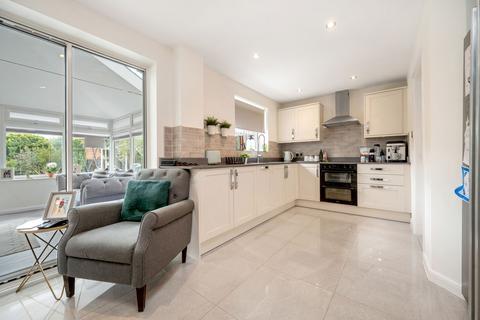4 bedroom detached house for sale, Clover Drive, Melton Mowbray, LE13