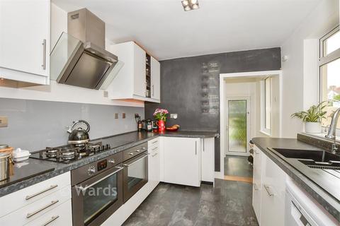 3 bedroom terraced house for sale, St. George's Road, Gillingham, Kent