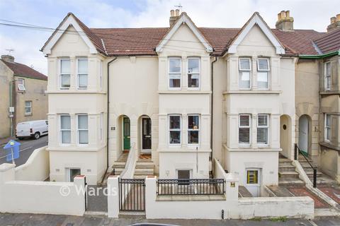 3 bedroom terraced house for sale, St. George's Road, Gillingham ME7