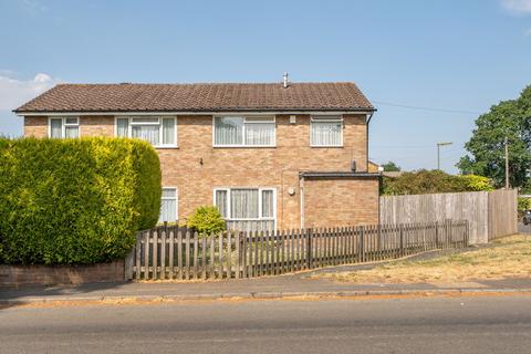 Coulsdon Road, Caterham CR3