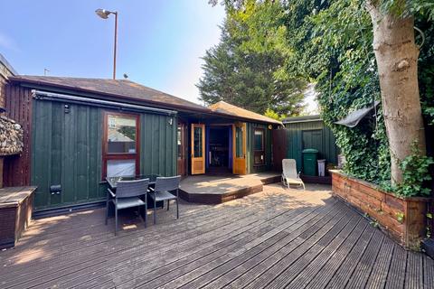 Langley Park,  Mill Hill Broadway, London, NW7 2AA