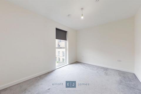 2 bedroom apartment to rent, Epping Gate, Loughton IG10