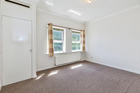 1 bedroom flat for sale, Skinner Street, Kent ME7